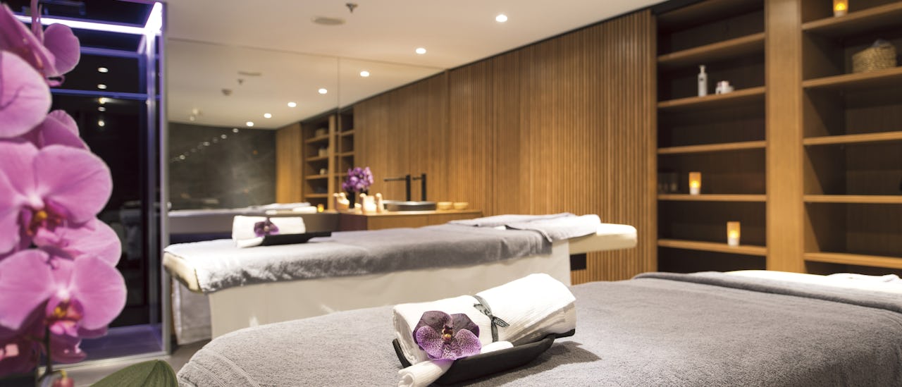 Forkæl dig selv med en massage i skibets spa