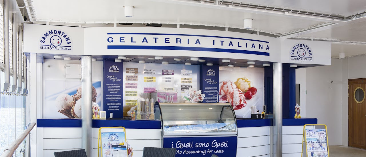 Pistacie, Nocciola og Fragola. Isen på MSC Cruises smager, som den gør i Italien.