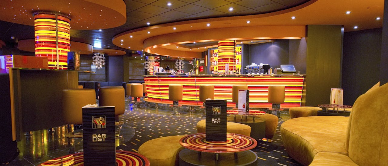 Golden Jazz bar